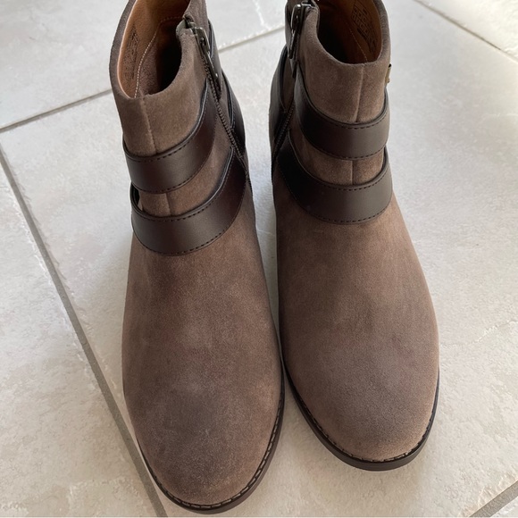 Vionic Mana suede ankle boots booties size 9 - Picture 3 of 12